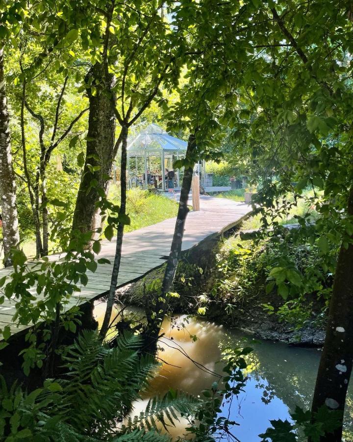 Baeverli Hills Lidköping Esterno foto